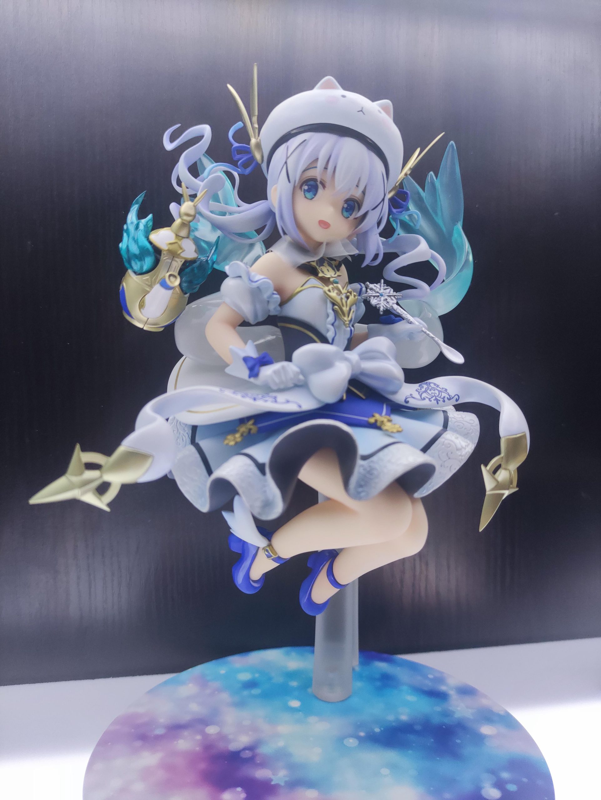 我不装了，我是二次元